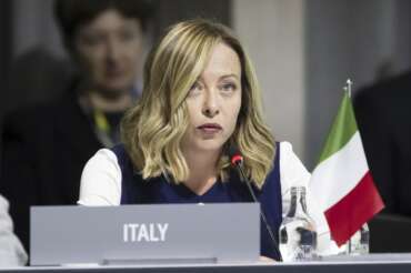 Meloni, fai come Lincoln: abolisci la schiavitù!