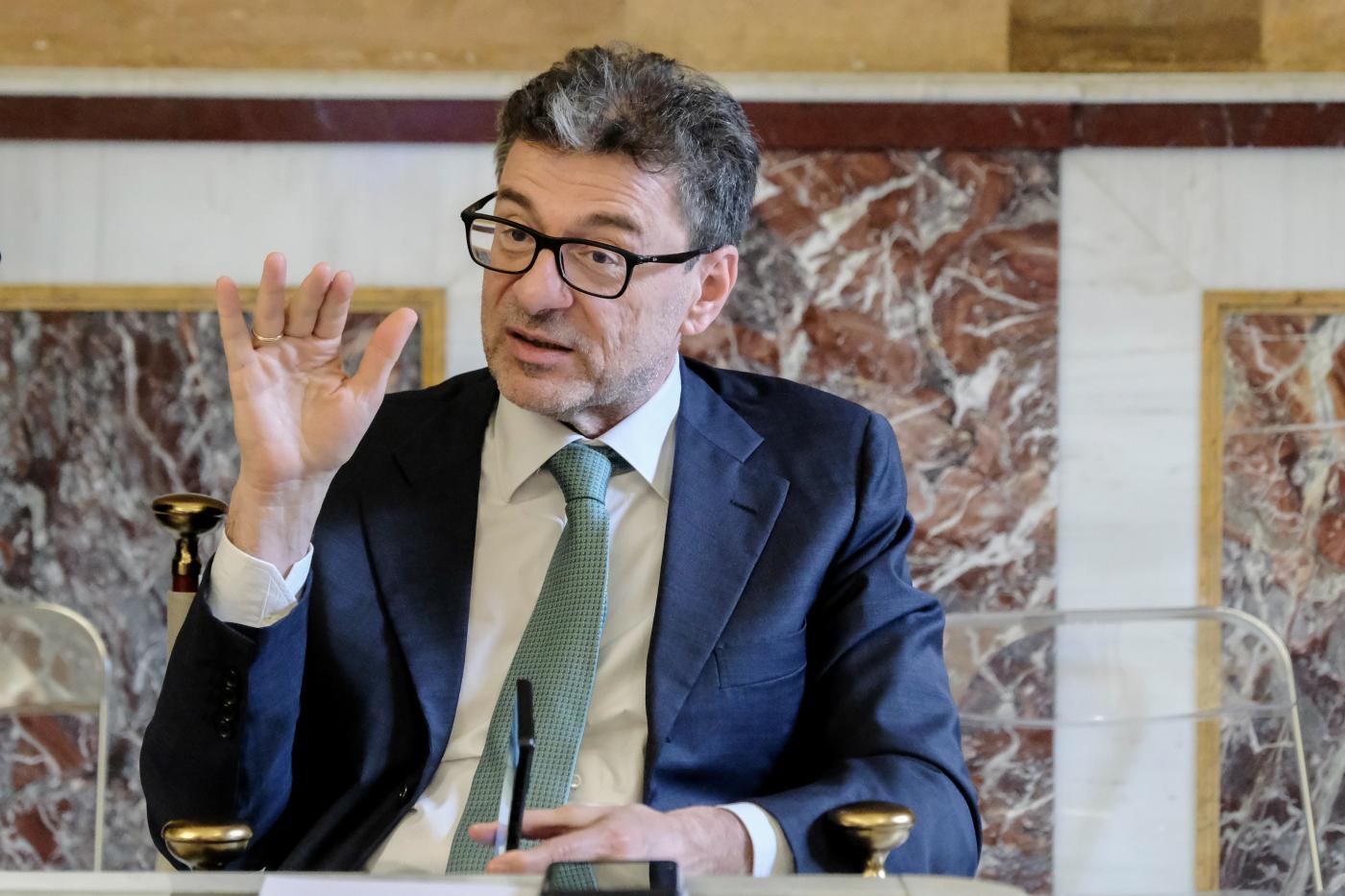 Cosa è il deficit, perché è troppo alto e cosa rischia l’Italia con la procedura di infrazione