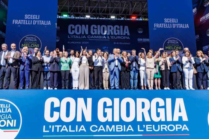 Inchiesta di Fanpage sulla gioventù meloniana, si dimettono in due