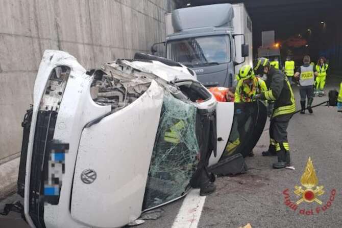 Incidente in tangenziale a Milano, due morti e 2 feriti gravi: chi sono le giovani vittime, andavano a lavoro