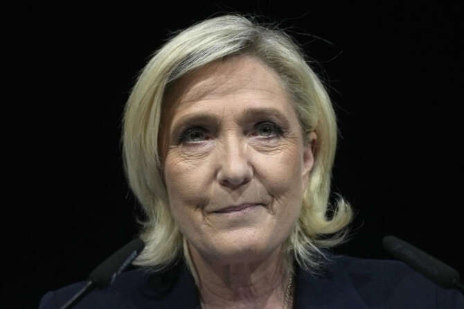 Se in Francia vincono i fascisti della Le Pen è a rischio la democrazia europea