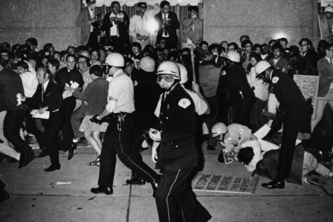 Cosa è successo alla convention Dem del 1968: i Chicago Seven e l’orgia di violenza contro la pace