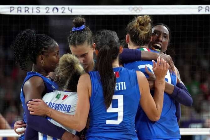 Italy team celebrates as they win gold medal during Women’s Volleyball Final match between Italy and United States at the 2024 Summer Olympics, Sunday, August 11, 2024 in Paris, France. (Photo by Spada/LaPresse)