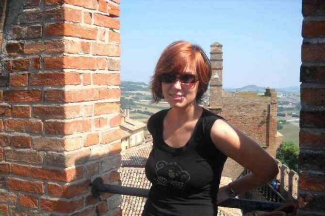 Sharon Verzeni, un caso trattato come un talk show: il fidanzato Sergio Ruocco già vittima di gogna senza essere indagato