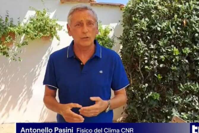Antonello Pasini, il climatologo censurato dal Tg1 sul cambiamento climatico: “Tagliata la mia frase, pazzesco”