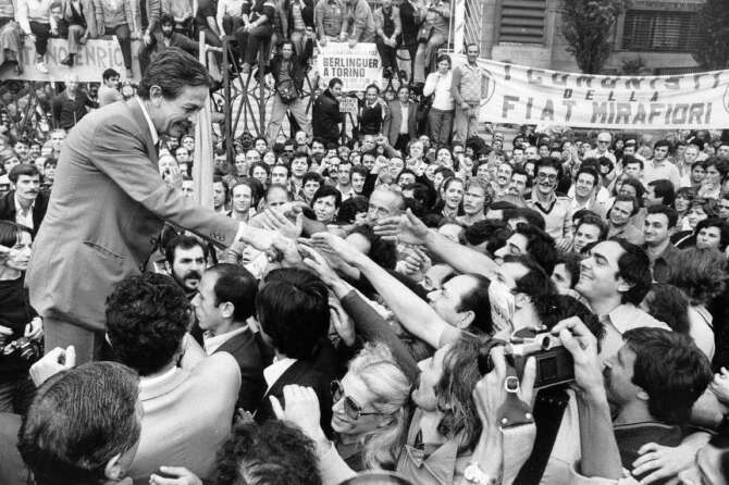 La sconfitta del PCI e del riformismo: così la borghesia abbandonò la sinistra per abbracciare il liberismo reaganiano