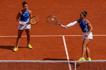 Che vuol dire Ain la sigla della bandiera neutrale alle Olimpiadi, chi sono le avversarie che gareggiano contro Errani e Paolini: perché non rappresentano una nazione