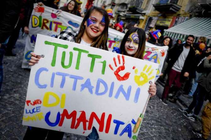 Cos’è lo Ius Scholae e perché va approvato: Italia già multietnica e multiculturale, ma c’è tanta strada da fare