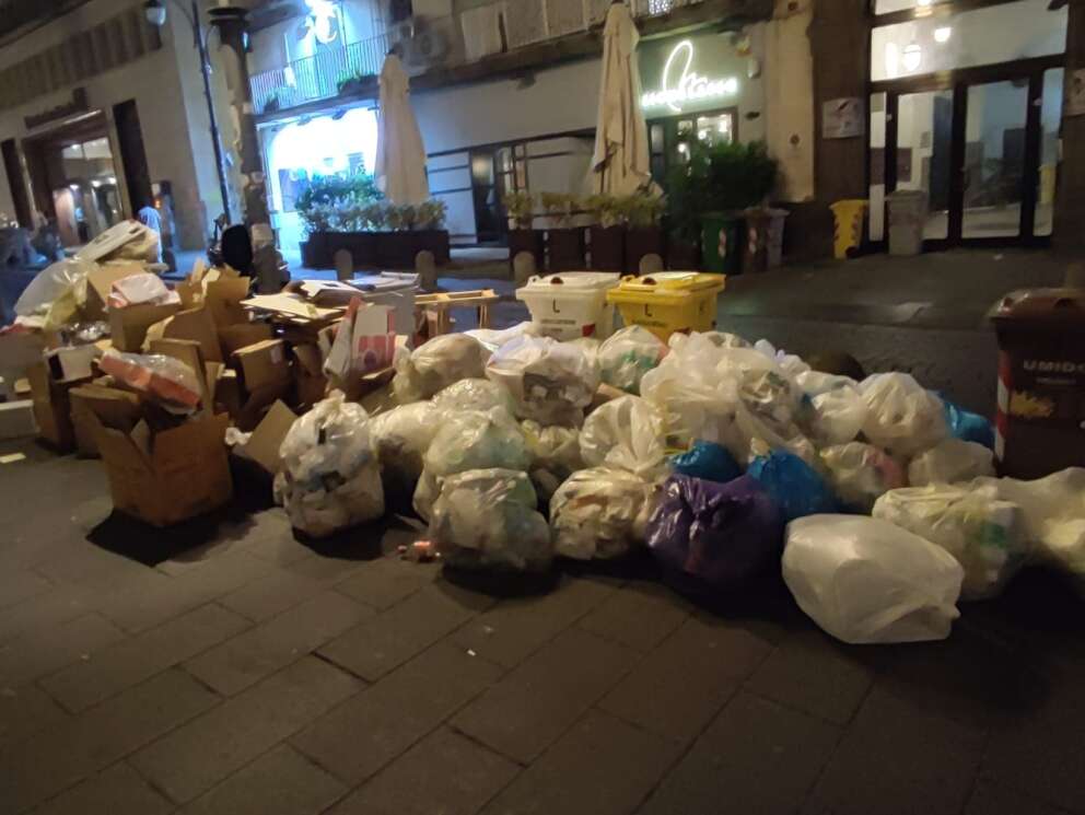 napoli-rifiuti