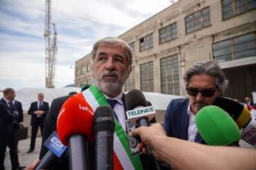 Foto LaPresse -Davide Gentile 14/08/2019 Genova ( Italia ) cronaca Genova, arrivo delle autorità alla commemorazione per le vittime del crollo Ponte Morandi Nella foto: Il sindaco commissario Marco Bucci Photo LaPresse – Davide Gentile 14 Aug 2019 Genova – (Italy) News Morandi Bridge Celebration a year after the collapse