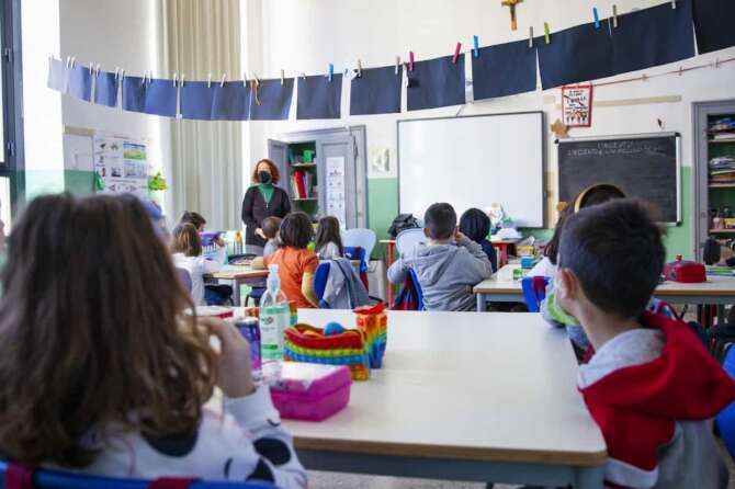 Foto Yunus Boiocchi/LaPresse 2 Febbraio 2022 Milano, Italia News Alunni nella scuola primaria Gino Capponi Photo Yunus Boiocchi/LaPresse February 1, 2022 Milan, Italy News Pupils in the Gino Capponi primary school