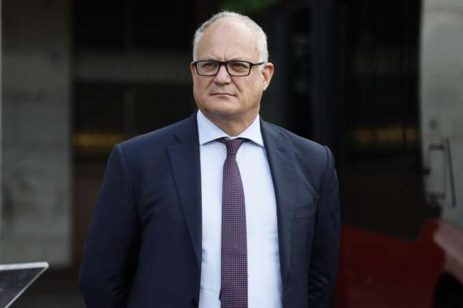 Il Cpr di Ponte Galeria va chiuso, l’appello dei professori a Gualtieri: “Pronti a un’azione popolare in tribunale”