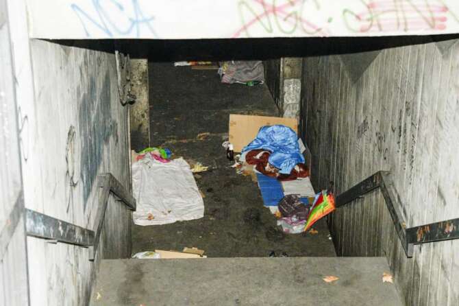 FOTO DI REPERTORIO Foto Fabrizio Corradetti / LaPresse 14/11/2017 Roma (Italia) Cronaca Degrado sottopassi zona Porta Pia Nella foto: Sottopasso in zona Porta Pia Photo Fabrizio Corradetti / LaPresse 14/11/2017 Rome (Italy) News Underpass zone Porta Pia In the picture: trash