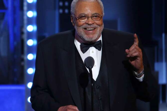 È morto James Earl Jones, la causa della morte dell’attore e mitica voce di Darth Vader