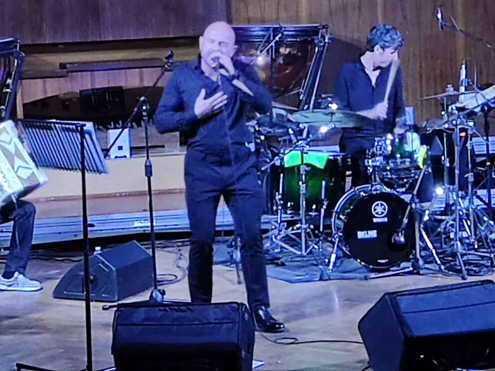 Raiz canta Sergio Bruni al conservatorio di San Pietro a Majella: “Felice di esibirmi nel tempio della musica napoletana”