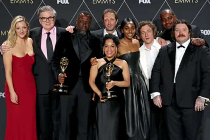 The Bear, la storia della serie di successo: il cast e l’arrivo della stagione 4. Chi è l’attore Jeremy Allen White e gli Emmy vinti