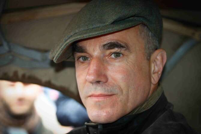 Spada – LaPresse 16 05 2013 Brescia (Italia ) Cronaca 1000 Miglia – Corsa d’auto storiche La punzonatura in Piazza Loggia nella foto : Daniel Day Lewis