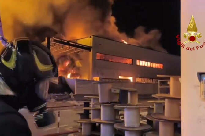 FOTO DA X (VIGILI DEL FUOCO)