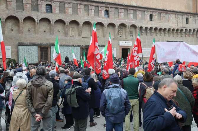Bologna, Italia – Cronaca – 9 Novembre 2024 -Presidio antifascista organizzato dall’ANPI contro la manifestazione di Casapound in programma in piazza XX Settembre – intervento di Elly Schlein – (Photo Michele Nucci / LaPresse) News – Bologna, Italy – November 09, 2024 – Anti-fascist demonstration organized by ANPI against the Casapound demonstration scheduled in Piazza XX Settembre – (Photo Michele Nucci / LaPresse)