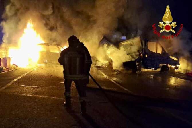 FOTO DA X (VIGILI DEL FUOCO)