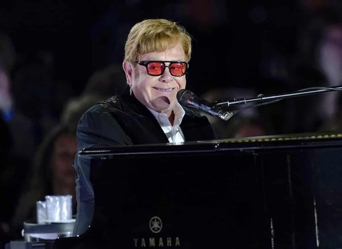 Elton John il cantante britannico