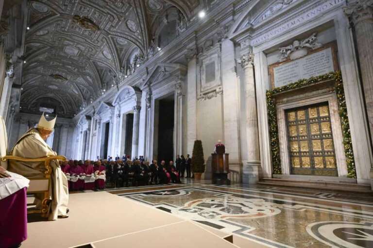 Giubileo 2025, Papa Francesco apre l’Anno Santo: cos'è, cosa sono le