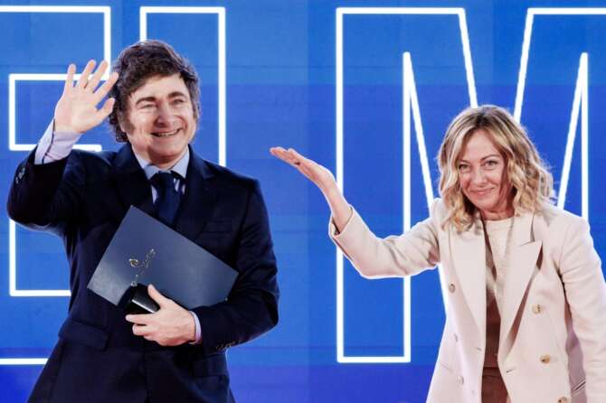 Foto Roberto Monaldo / LaPresse