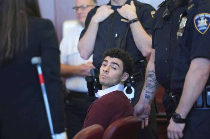 Luigi Mangione appears in Manhattan Criminal court for his arraignment on state murder and terror charges in the killing of UnitedHealthcare CEO Brian Thompson, Monday, Dec. 23, 2024, in New York. (Curtis Means/Pool Photo via AP)