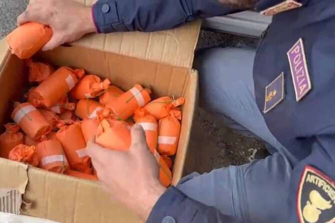 FOTO DA X (POLIZIA DI STATO)