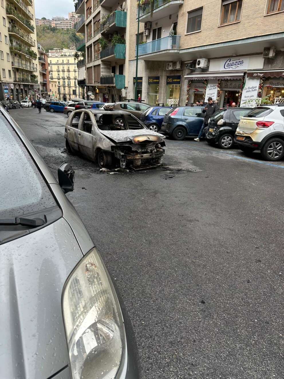 auto-fiamme-napoli-1