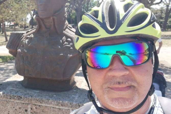 Fonte profilo Facebook