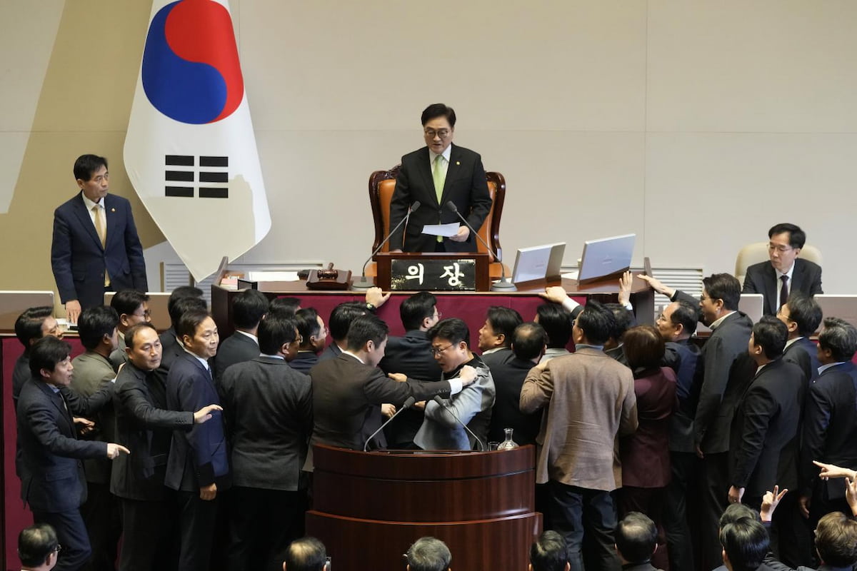 Corea del Sud, impeachment anche per il presidente ad interim: sfiduciato per il “no” alle nomine alla Corte Suprema