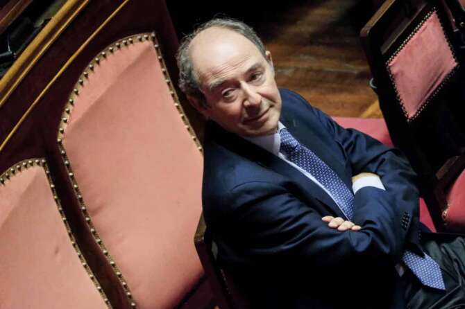 Pierantonio Zanettin FI in occasione dell’esame della perseguibilità del reato di surrogazione di maternità GPA commesso all’estero da cittadino italiano. Senato a Roma Mercoledì 16 Ottobre 2024 (foto Mauro Scrobogna / LaPresse) Pierantonio Zanettin FDI on the occasion of the examination of the prosecution of the crime of surrogacy GPA committed abroad by an Italian citizen. Senate in Rome Wednesday October 15, 2024. (Photo by Mauro Scrobogna /m LaPresse)