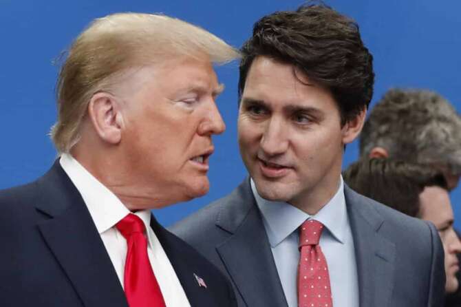 FILE – U.S. President Donald Trump, left, and Canadian Prime Minister Justin Trudeau talk prior to a NATO round table meeting at The Grove hotel and resort in Watford, Hertfordshire, England, Dec. 4, 2019. (AP Photo/Frank Augstein, File) Associated Press / LaPresse Only italy and Spain