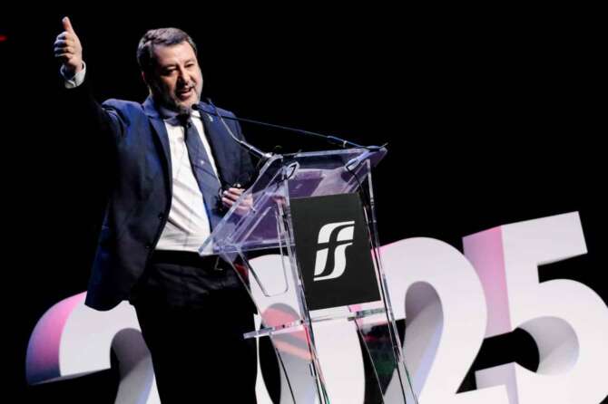 Il Ministro dei trasporti ne infrastrutture Matteo Salvini in occasione della Presentazione del Piano Strategico FS 2025-2029. Roma, Giovedì 12 Dicembre 2024 (Foto Mauro Scrobogna / LaPresse) Minister of transportation and infrastructures Matteo Salvini in the occasion of the presentation of the FS Strategic development plan 2025 – 2029 Rome, Thursday December 12 (Foto Mauro Scrobogna / LaPresse)