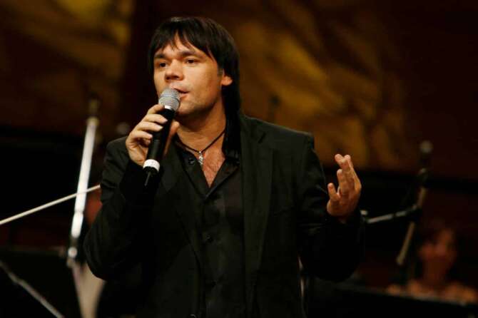 ©Andrea Raso/Lapresse 12-02-2007, Milano Italia Spettacolo Concerto musicamore a sostegno della fondazione “aiutare i bambini” Nella foto: Gatto Panceri ©Andrea Raso/Lapresse 12-02-2007, Milan Italy Entarteinment Musicamore concert in support of the foundation “help the children” In the photo: Gatto Panceri