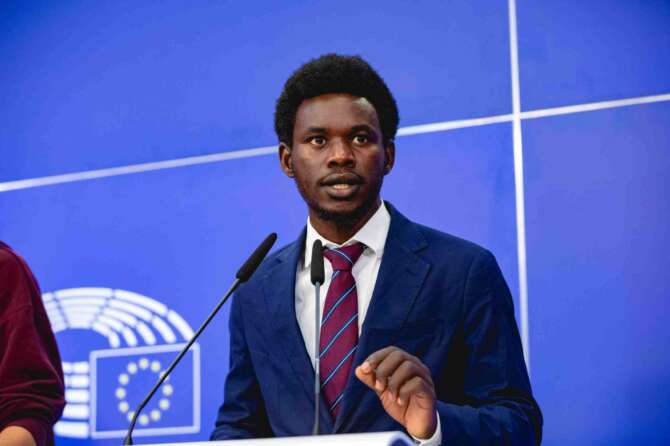 Lo sfogo delle vittime di Almasri: “Roma ci ha tradito, siete complici di un criminale”