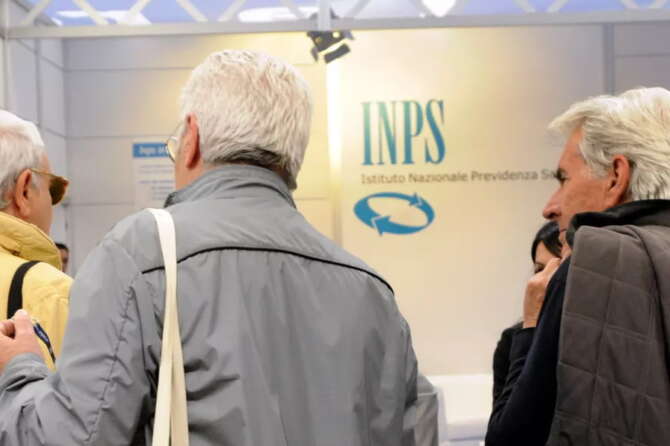 Pensioni, “sorpresa” Inps: nel 2027 l’età minima aumenta a 67 anni e 3 mesi, la Cgil evoca il rischio nuovi esodati