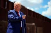Republican presidential nominee former President Donald Trump speaks along the southern border with Mexico, Thursday, Aug. 22, 2024, in Sierra Vista, Ariz. (AP Photo/Evan Vucci) Associated Press / LaPresse Only italy and Spain