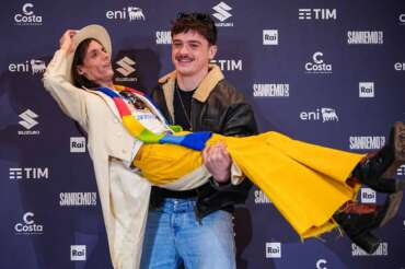 Lucio Corsi and Olly attend a photocall at 75th edition of the Sanremo Italian Song Festival at the Ariston Theatre in Sanremo, northern Italy – Sunday, February 16, 2025. Entertainment. (Photo by Marco Alpozzi/LaPresse)