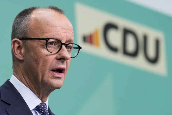 Friedrich Merz, leader of the Christian Democratic Union (CDU), speaks during a news conference at the headquarters of Christian Democratic Union (CDU) party in Berlin, Germany, Monday, Feb. 24, 2025. (AP Photo/Martin Meissner) Associated Press/LaPresse