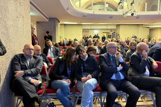 Fratelli d’Italia, la Direzione “blinda” Santanchè e attacca le toghe su Almasri e migranti in Albania