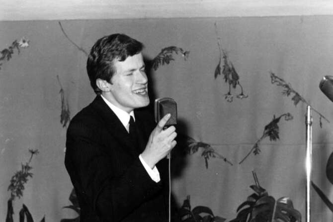 Gianni Pettenati: addio al cantante di “Bandiera Gialla” che portò l’Italia nel beat