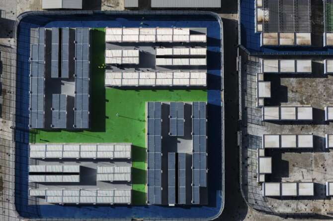 AP Photo/Vlasov Sulaj, File – Associated Press / LaPresse