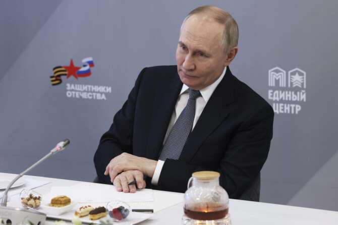 Mikhail Metzel, Sputnik, Kremlin Pool Photo via AP) Associated Press /-LaPresse