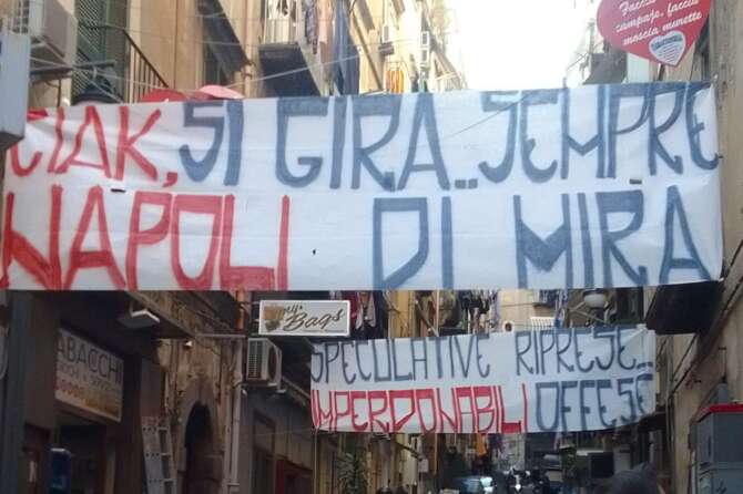 Napoli, ai Quartieri Spagnoli striscioni contro la cultura di Gomorra