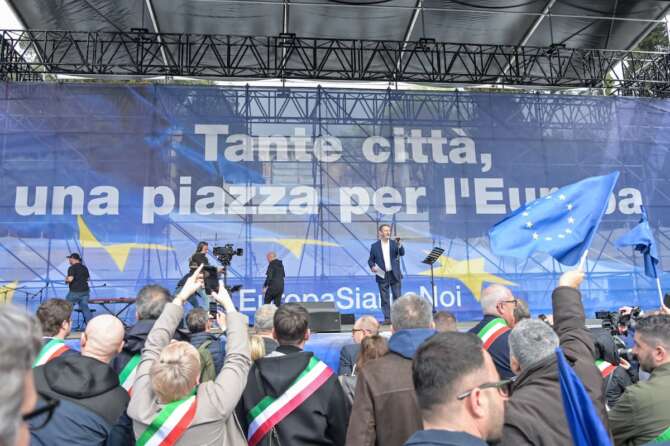 Intellettuali con l’elmetto per il nazionalismo europeo