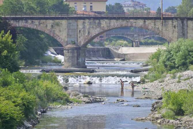 Foto Tiziano Manzoni/LaPresse 17 Giugno 2022 Bergamo Italia Cronaca Seriate, secca del fiume serio
