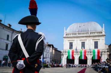 Foto LaPresse – Spada 02 giugno 2022 Brescia (Bs) – Italia Cronaca Celebrazioni del Festa della Repubblica in Piazza Loggia Nella foto: un momento della giornata