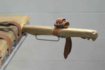 Restraints are shown on the lethal injection table in the execution chamber at the Utah State Correctional Facility after the Taberon Honie execution Thursday, Aug. 8, 2024, in Salt Lake City. (AP Photo/Rick Bowmer, Pool) Associated Press/LaPresse